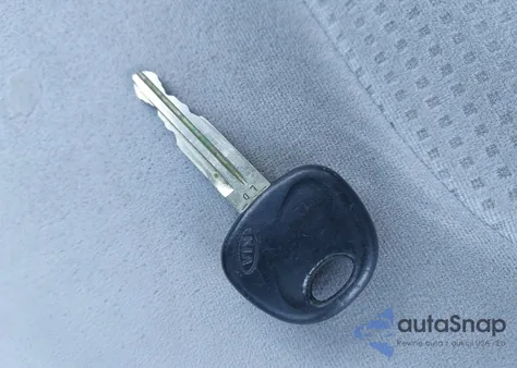 2009 Kia Spectra Ex from USA, damaged, VIN KNAFE222495652011